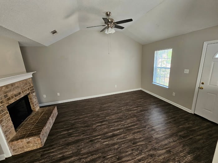 5499 Emerald Hills Drive – photo 3