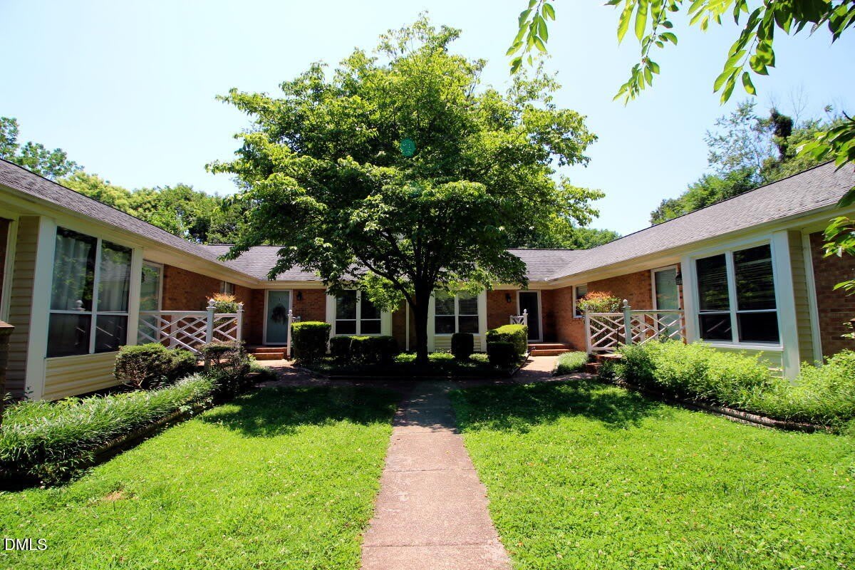 2833 Seclusion Court – photo 2