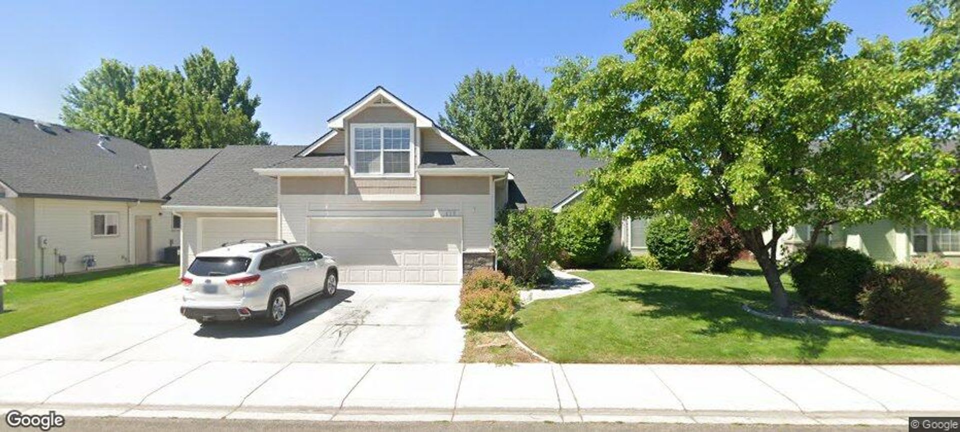 Beautiful 4 Bedroom Home In Eagle – photo 1
