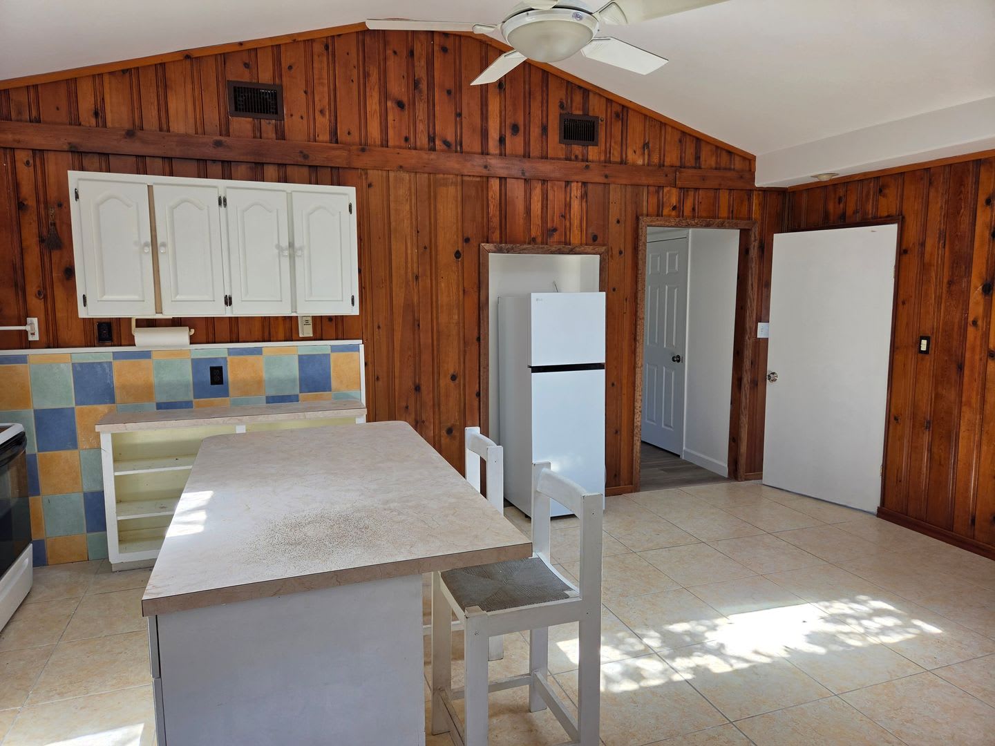 Move-In Ready! Newly Renovated Gulfport Home – photo 5