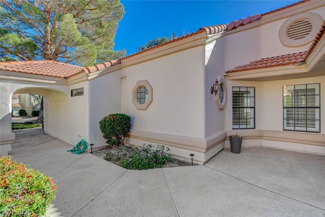 5429 Painted Sunrise Drive – photo 5