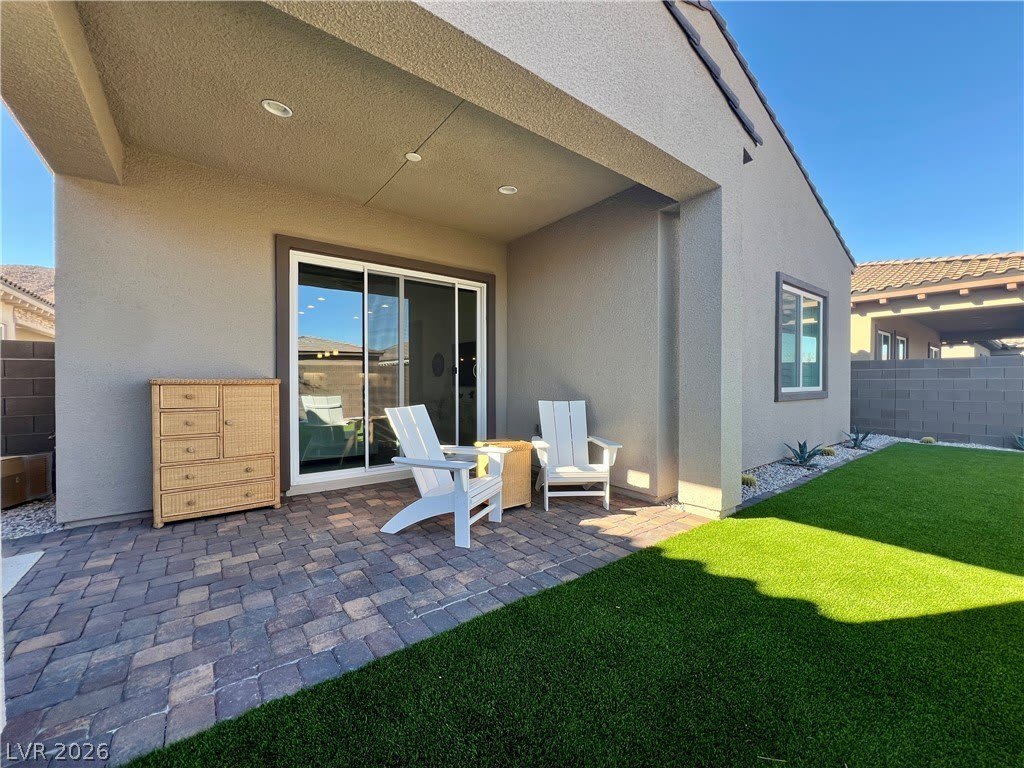 116 Ibiza Lake Drive – photo 2