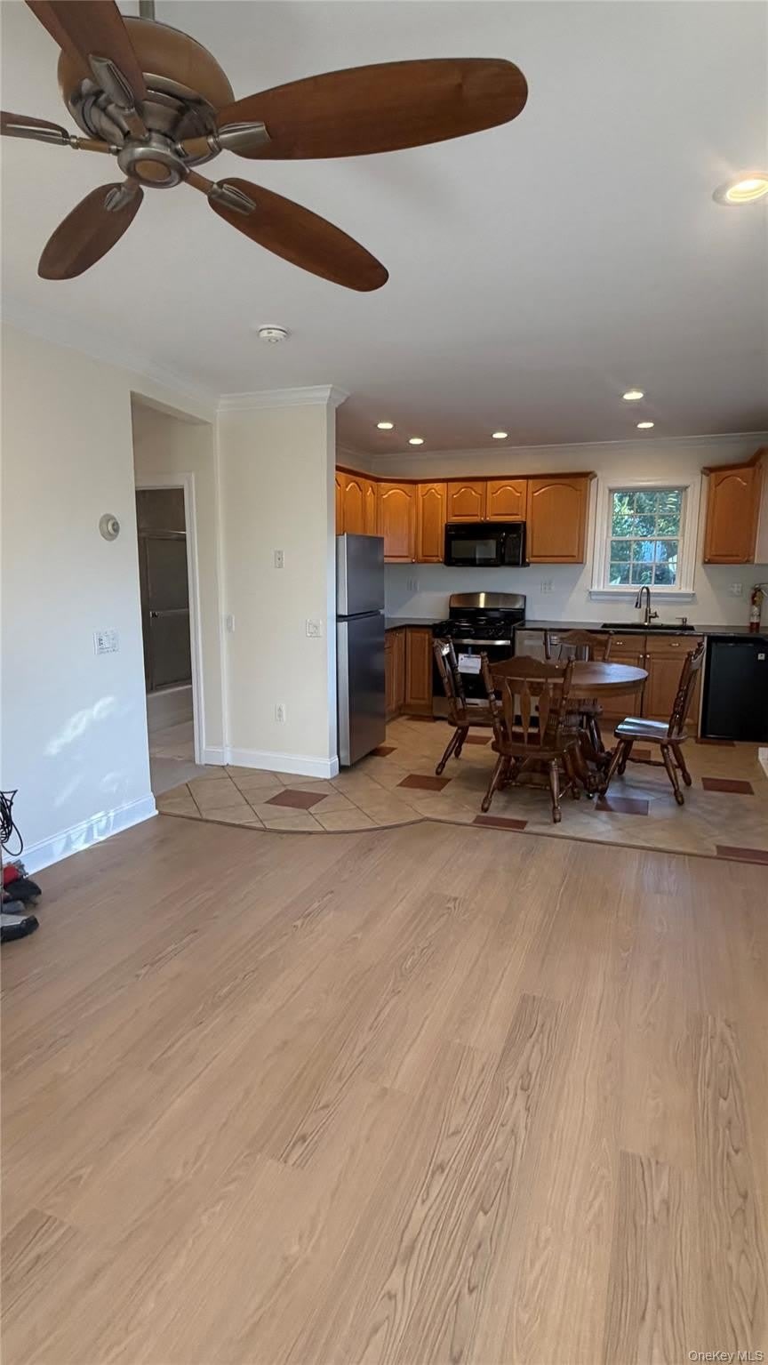 63 Harding Avenue – photo 2