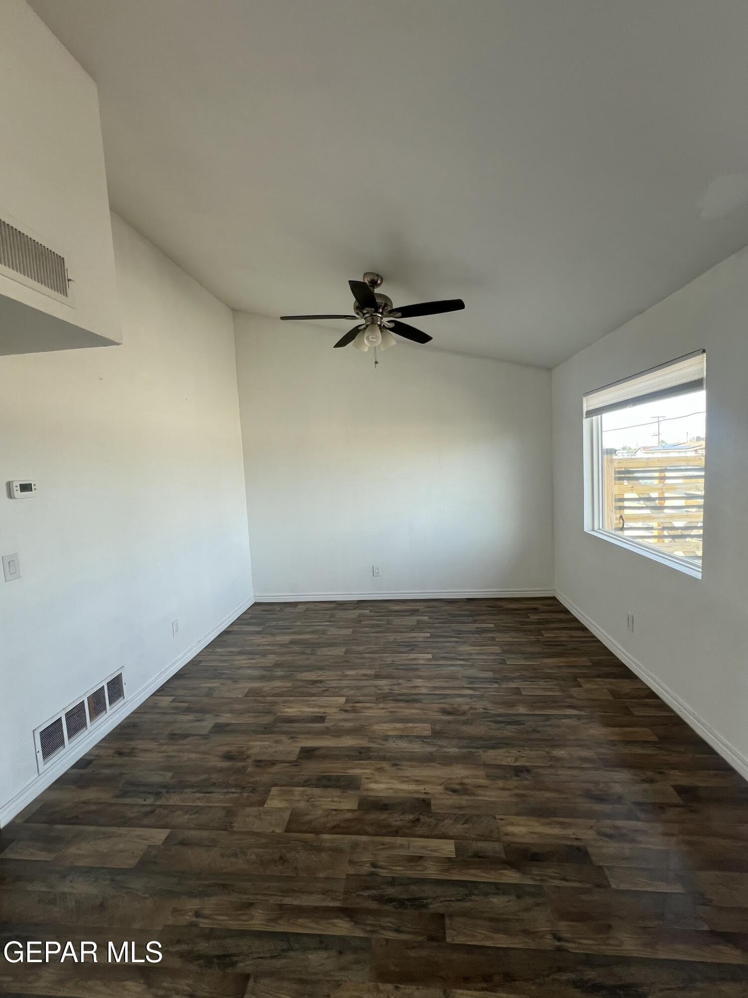 8609 Mercury Street – photo 5