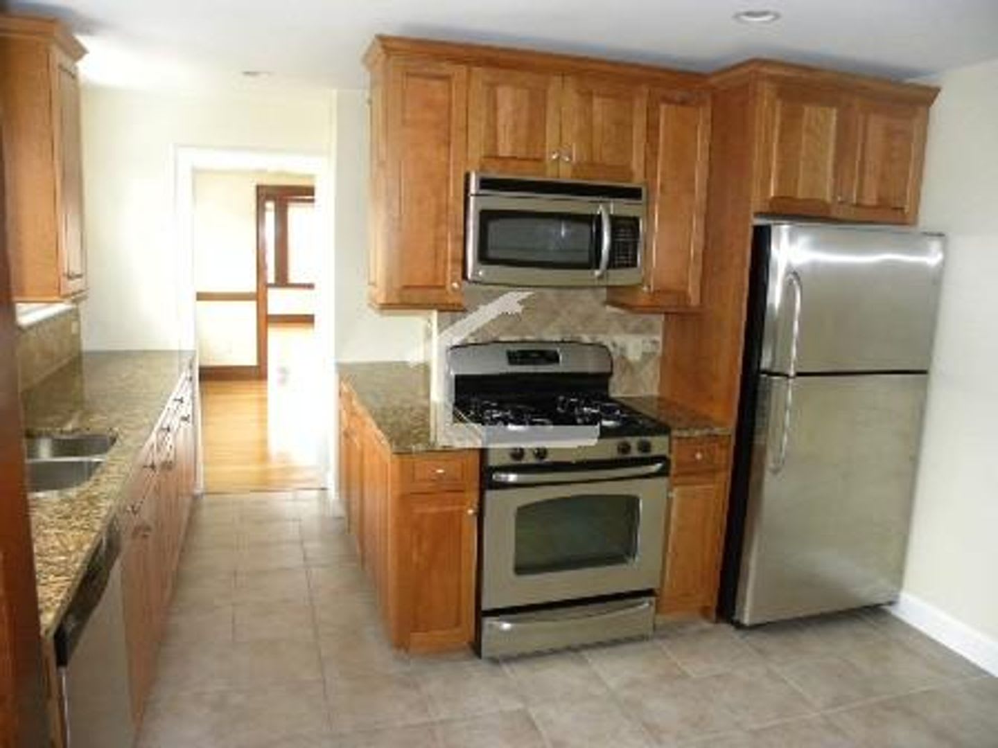 Unique BU Central/East Apt. For YoU 9/1/26 – photo 2
