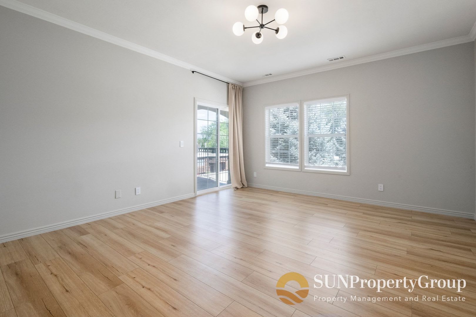 Luxury Condo In Desirable Salt Lake Community – photo 5