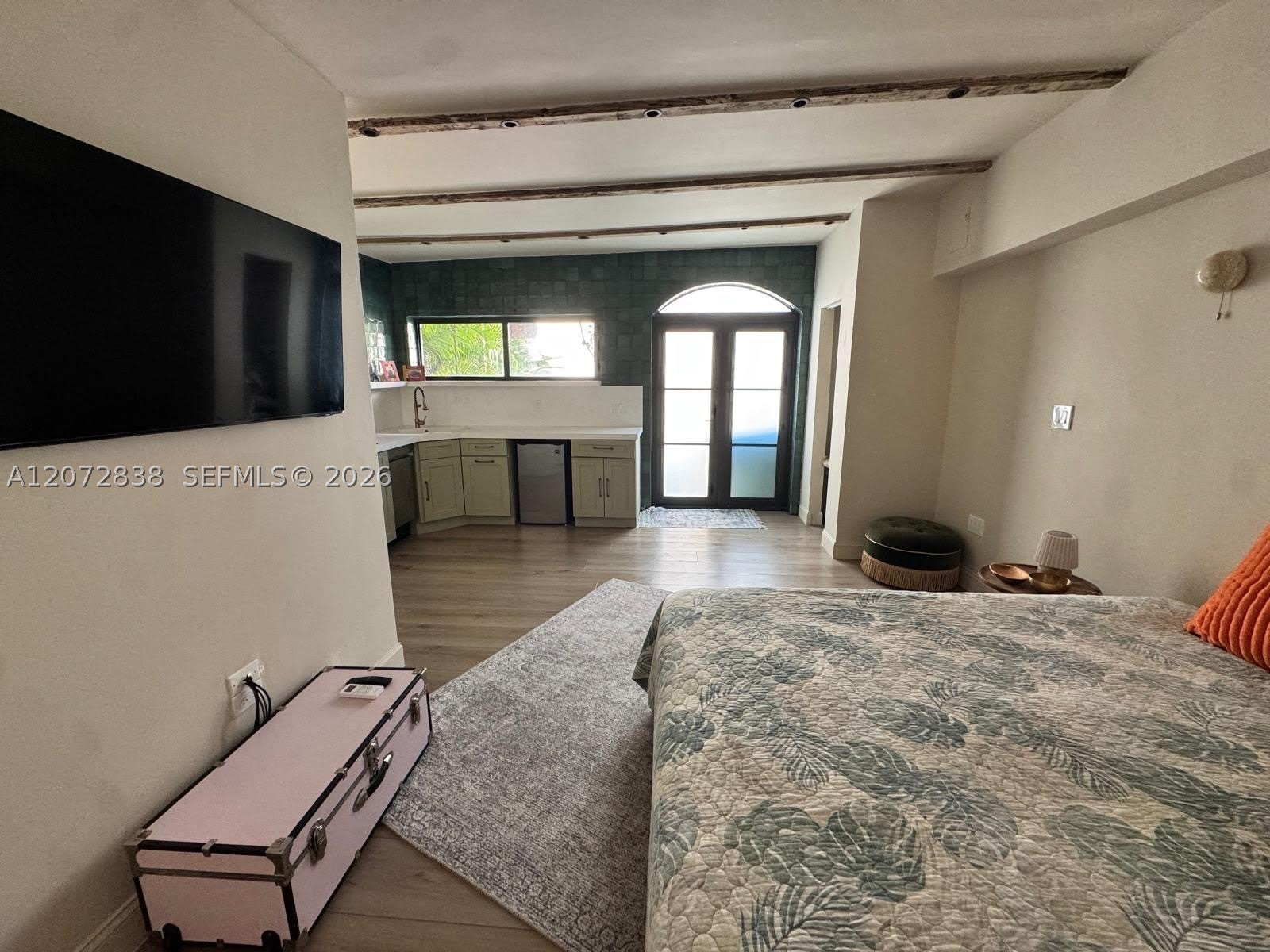 23 NE 46th St – photo 4