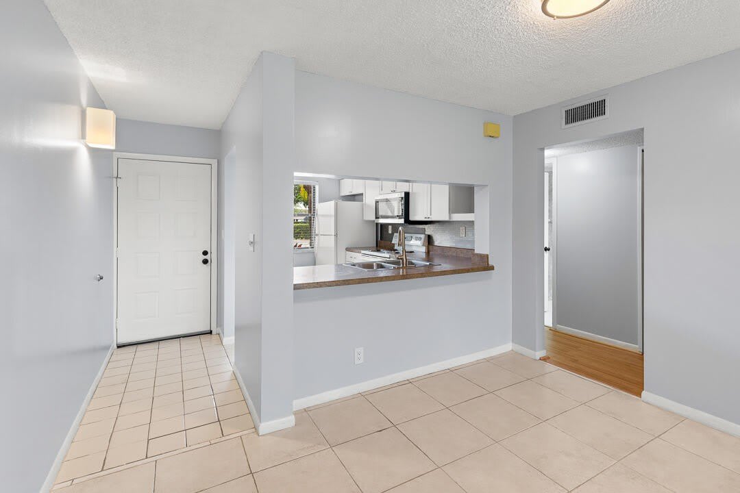 12962 Briarlake Drive – photo 4