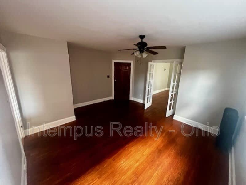 4237 Vine St – photo 5