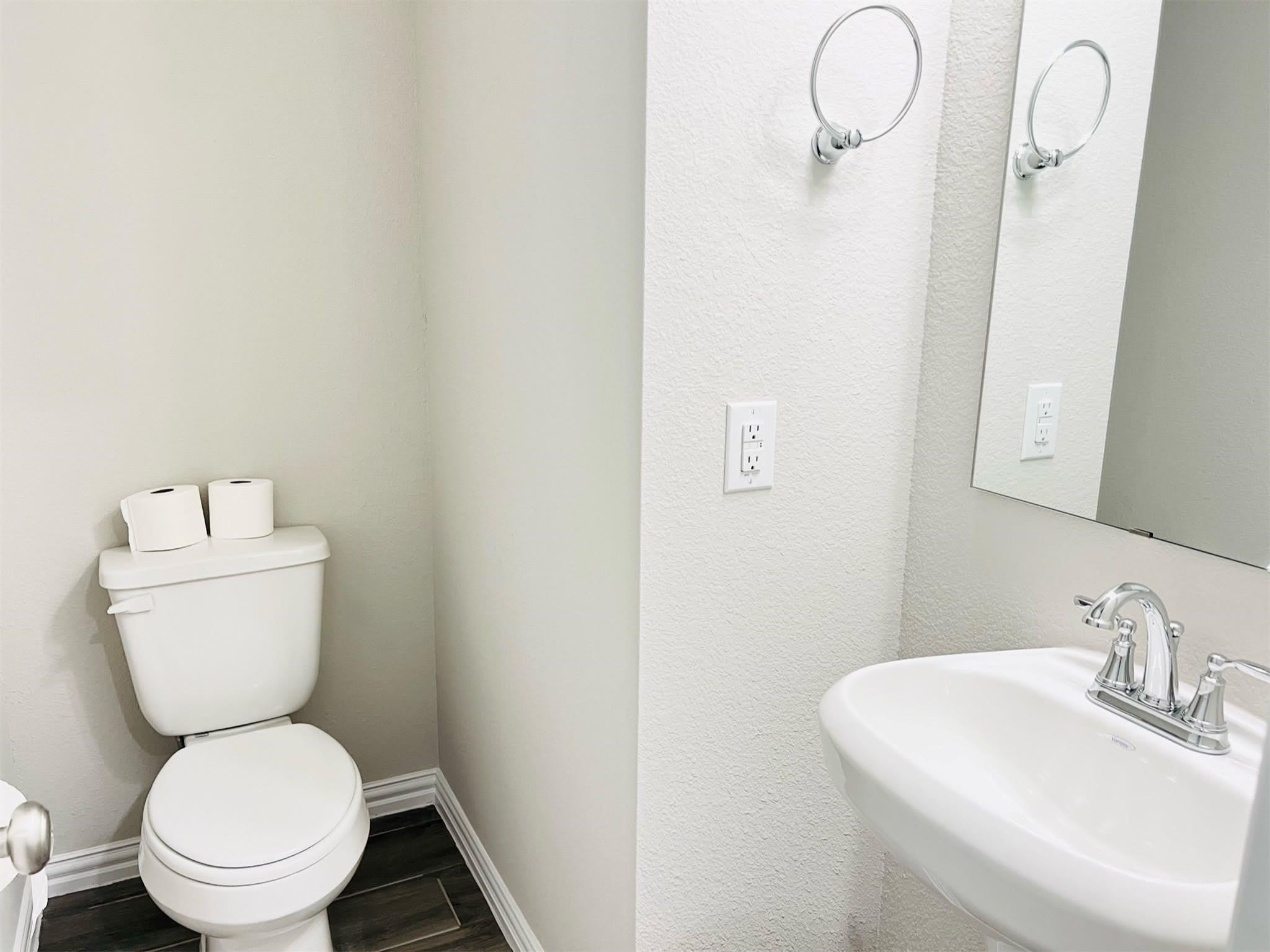 3717 Malibu Drive – photo 5