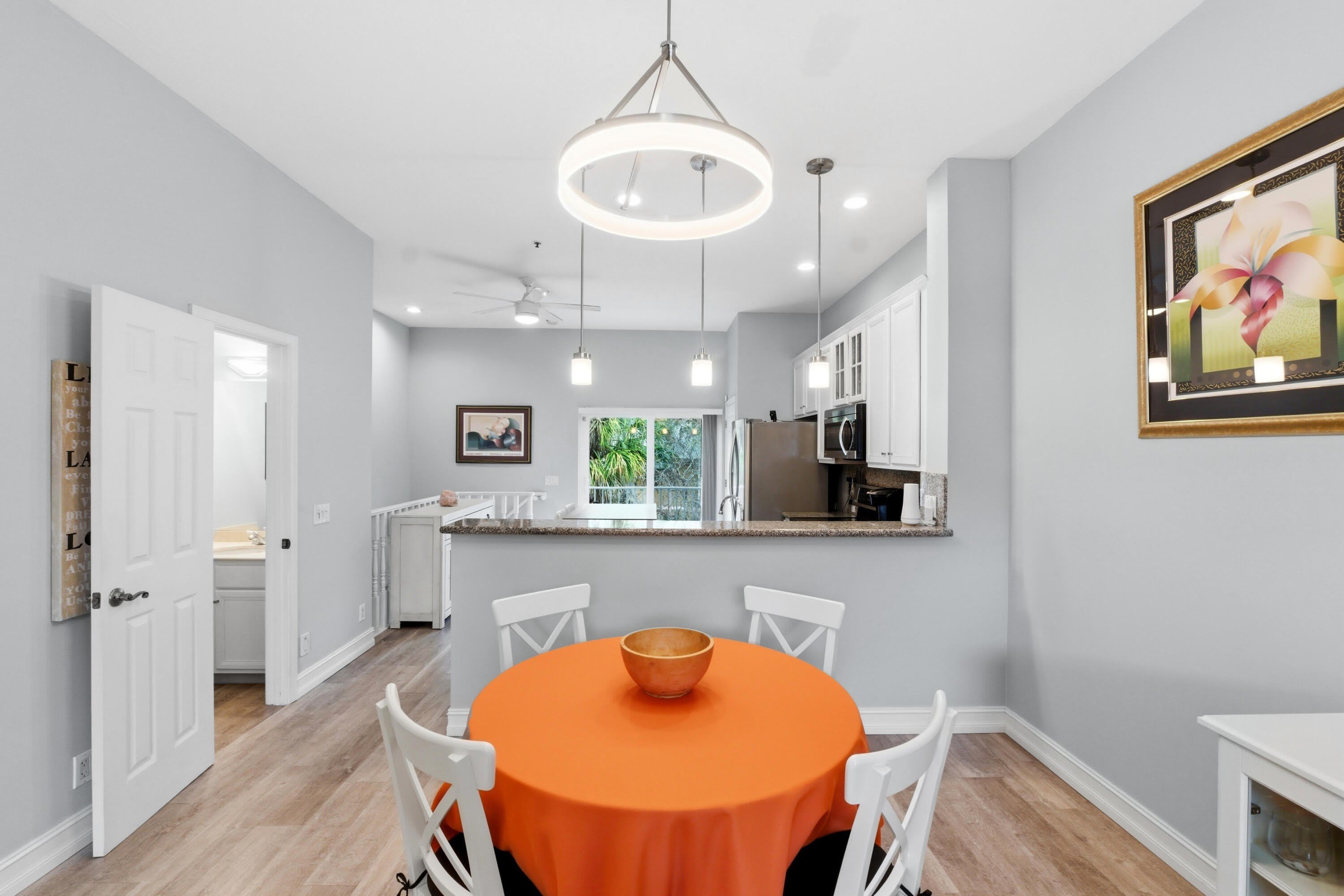 2445 NE 14th Street – photo 2