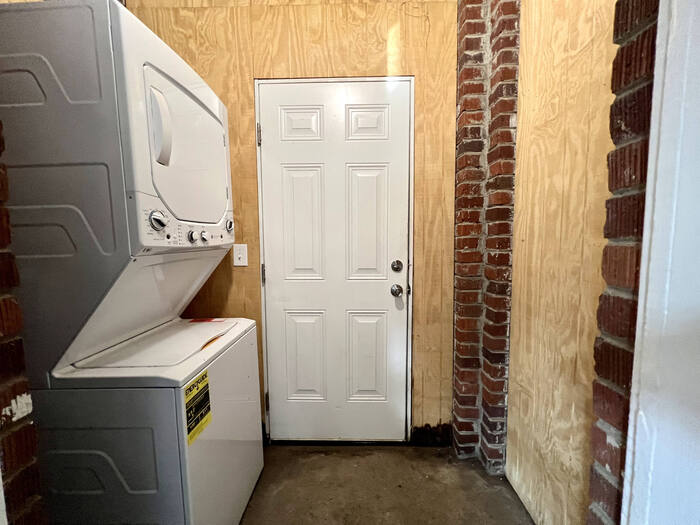 321 Howard Street – photo 2
