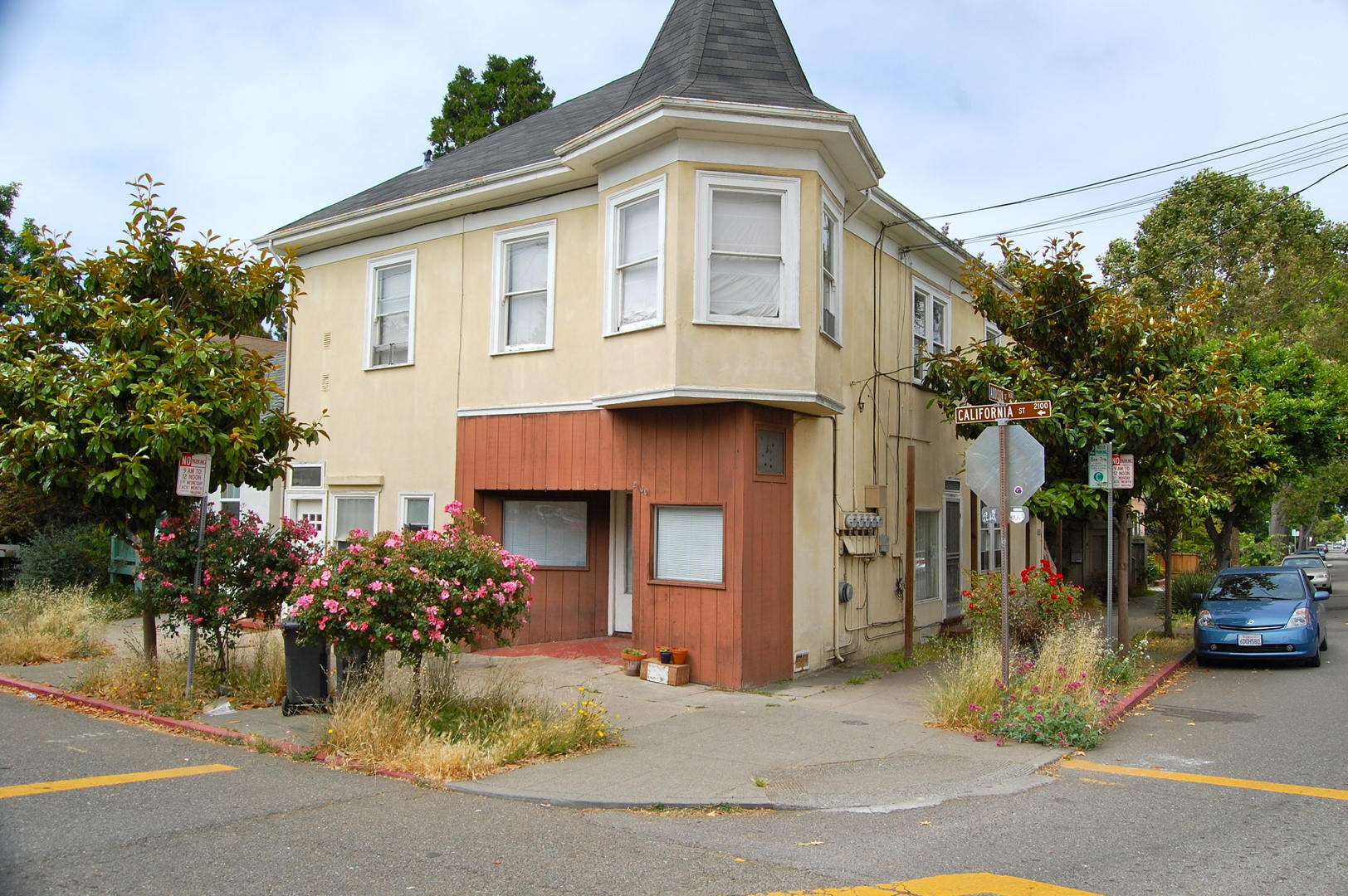 2100C – photo 3