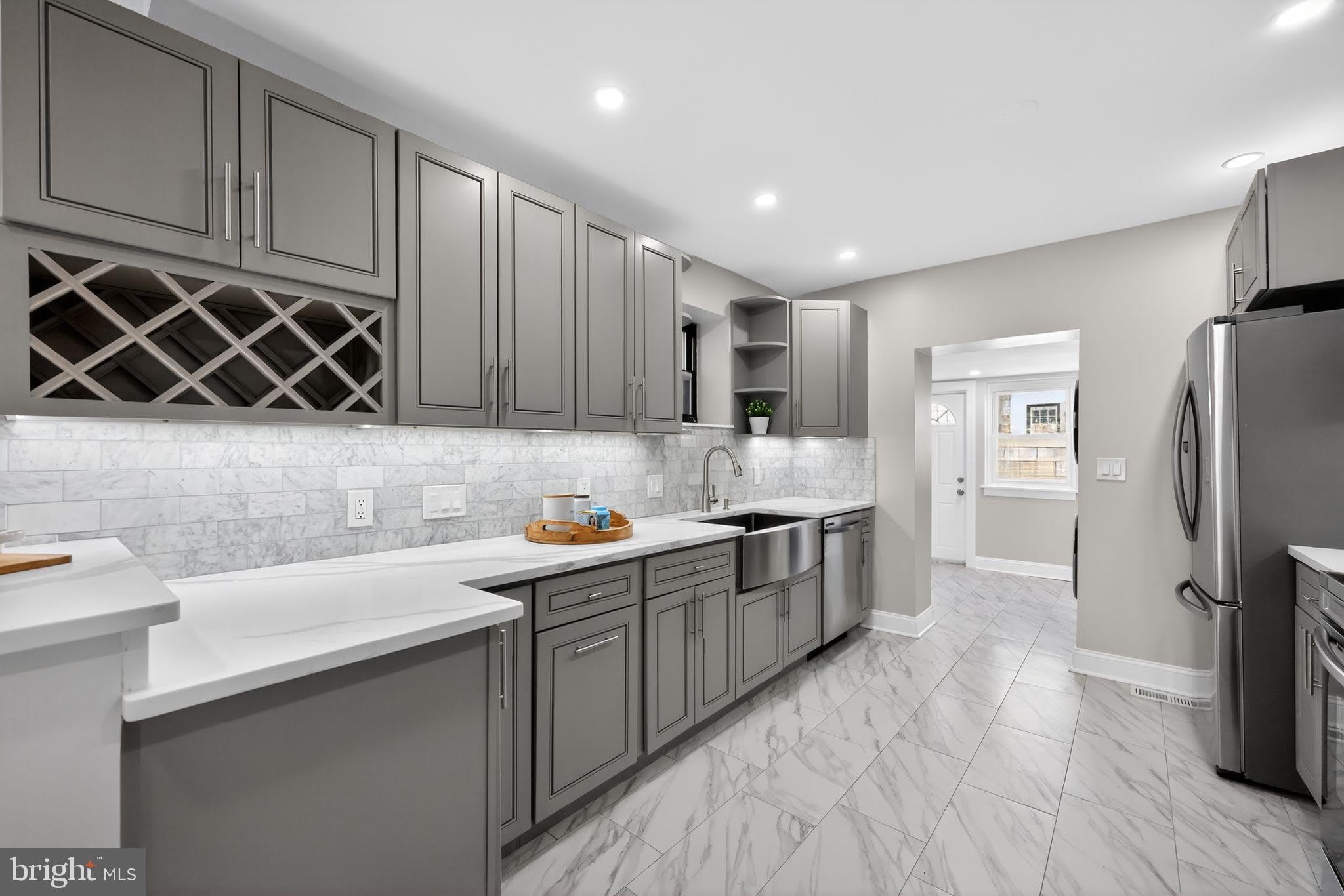 2303 SAINT ALBANS Street – photo 2