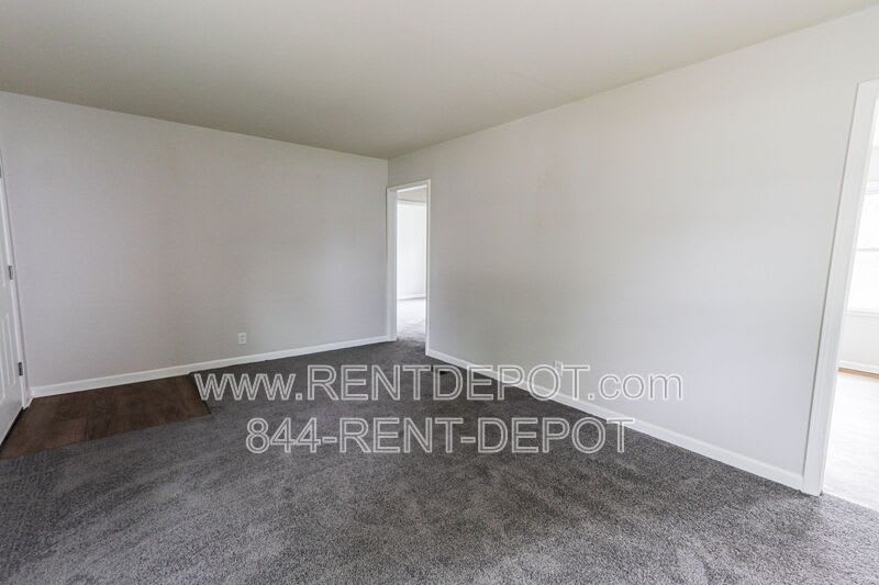 1527 Madison Ave – photo 3