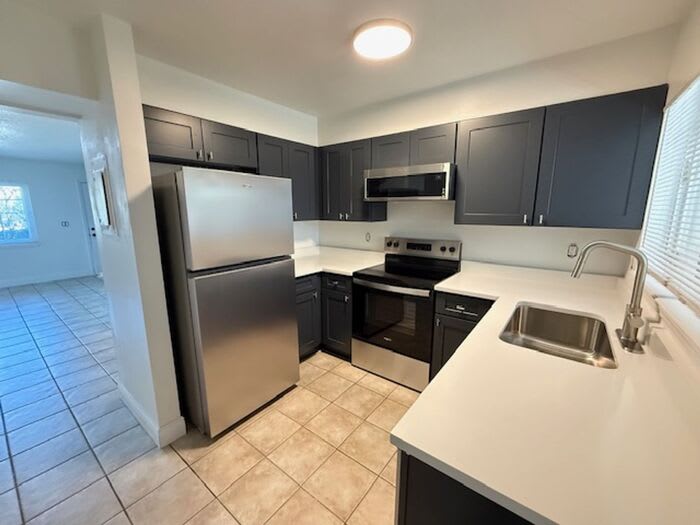 137 Garden Drive – photo 3