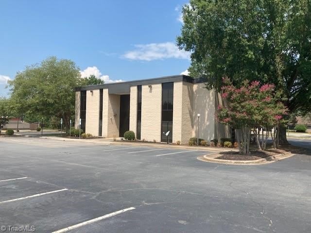 213 KINGS HIGHWAY – photo 1
