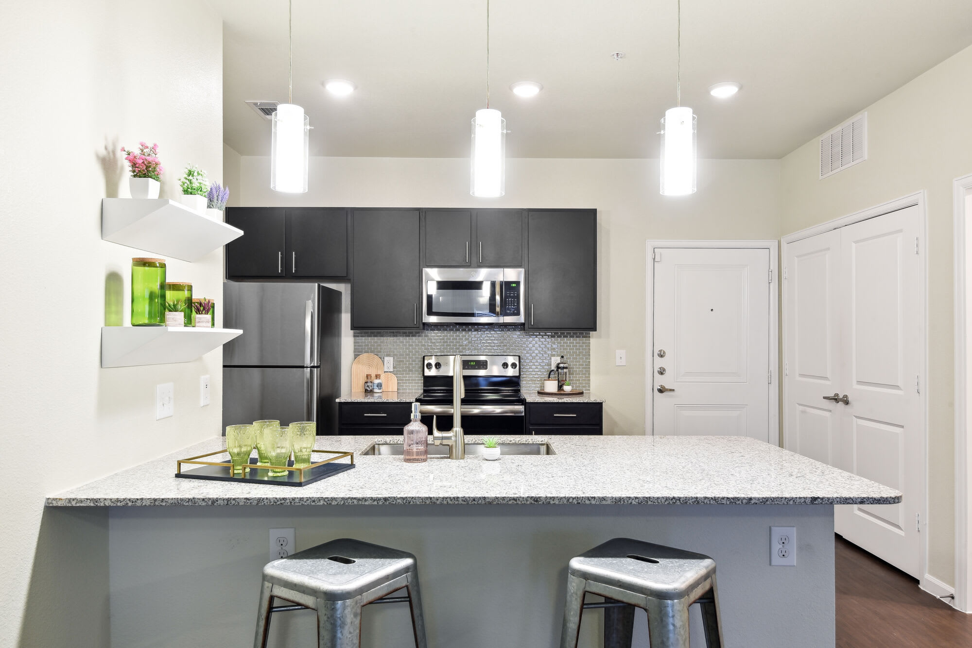 Agora Stone Oak – photo 5
