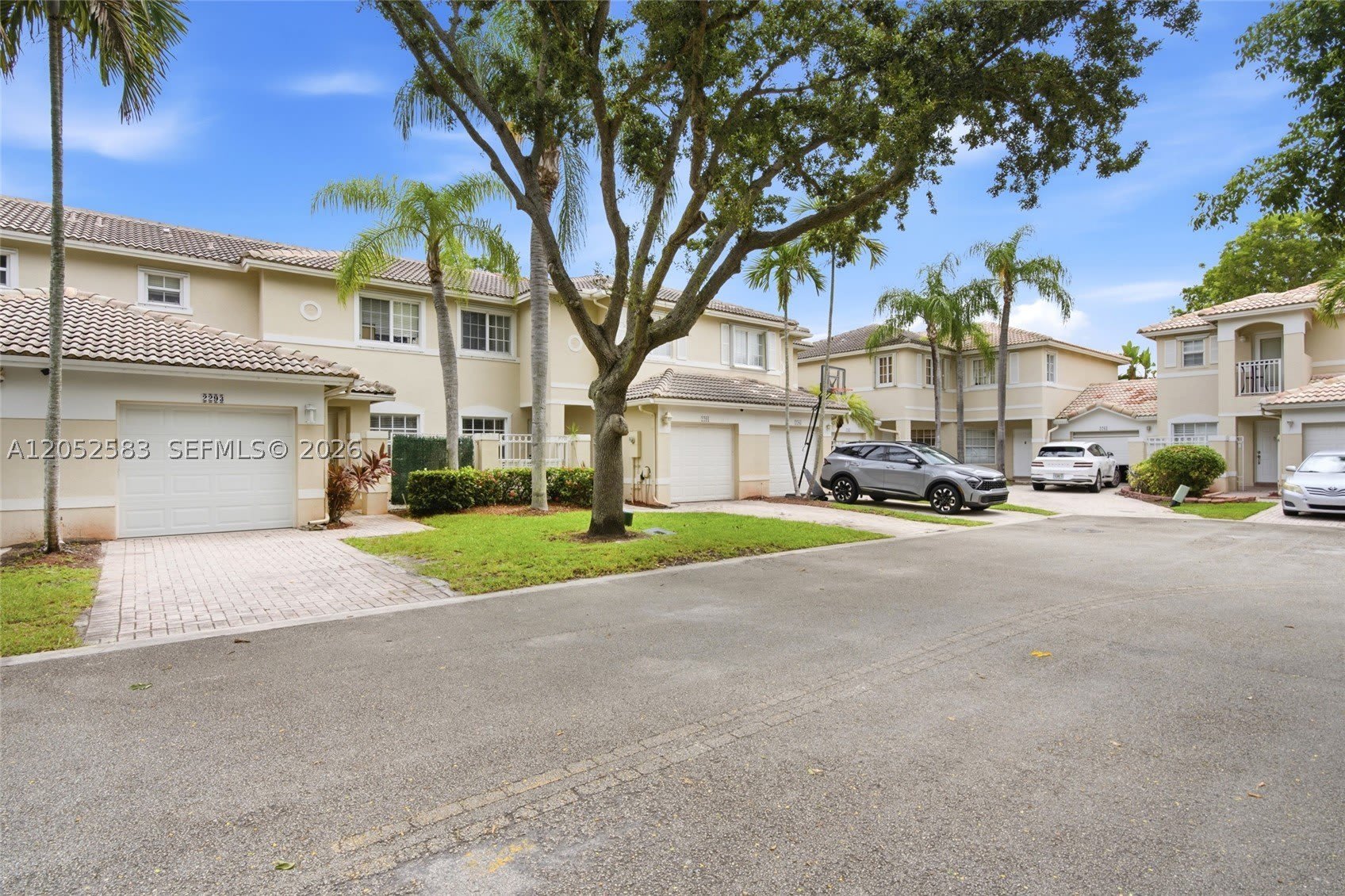 2293 NW 170th Ave – photo 3