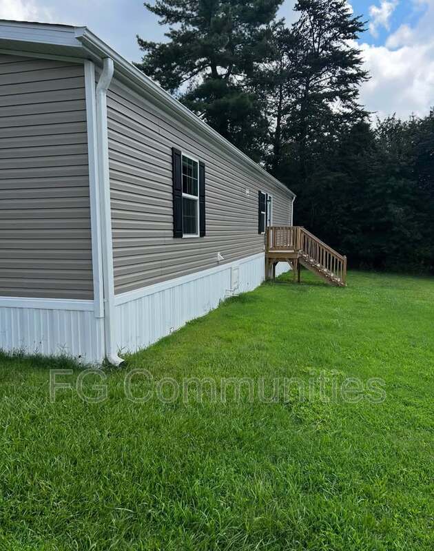 141 David Dr – photo 2