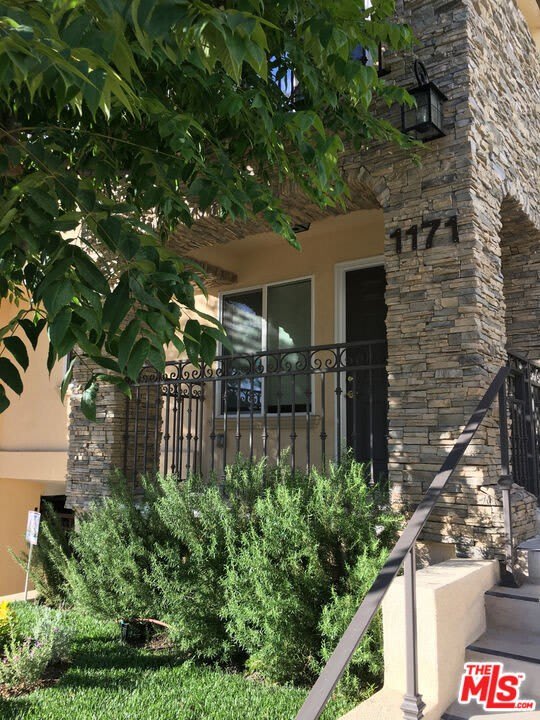 1171 Franklin St – photo 4