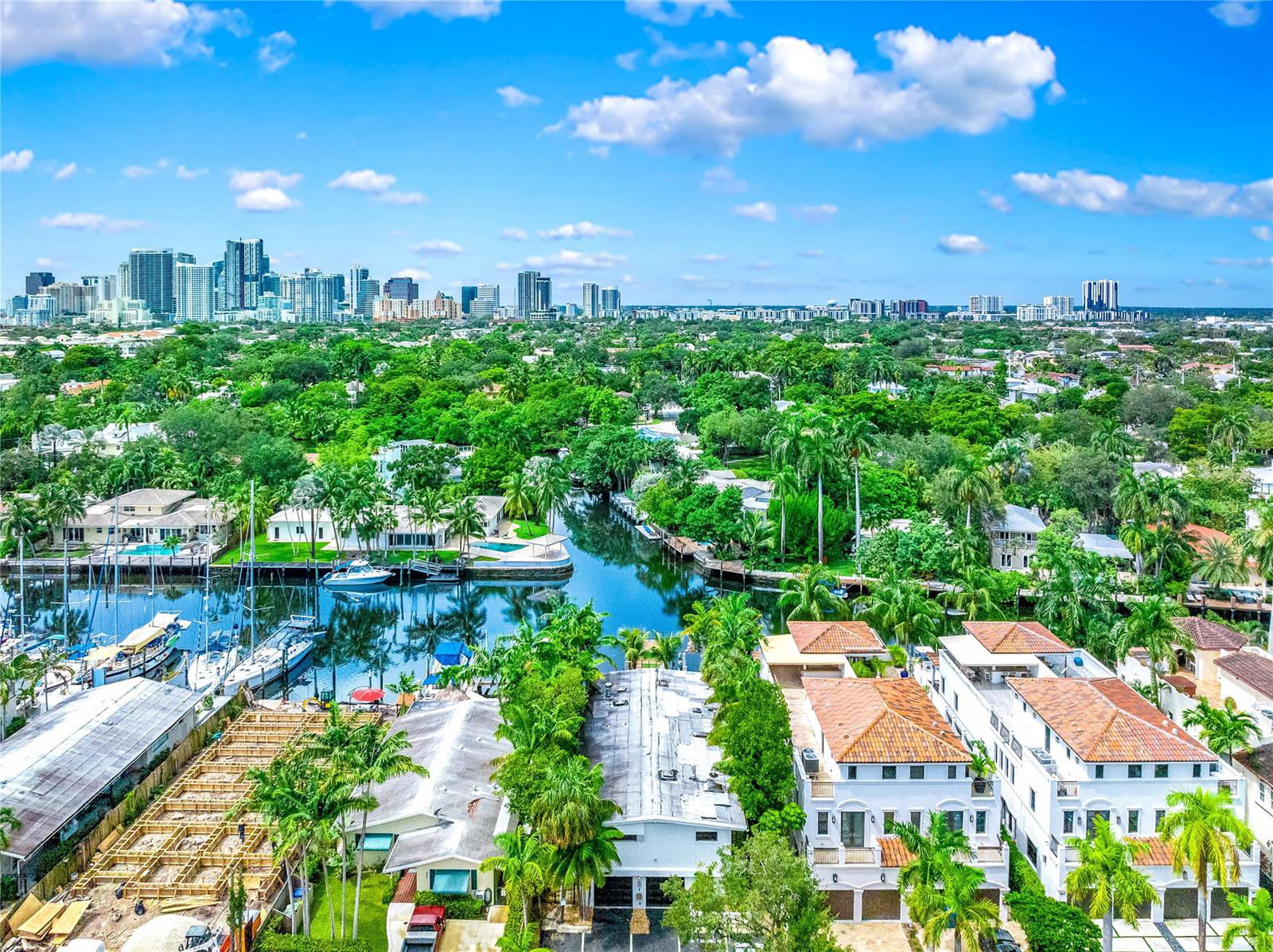 405 Hendricks Isle – photo 2