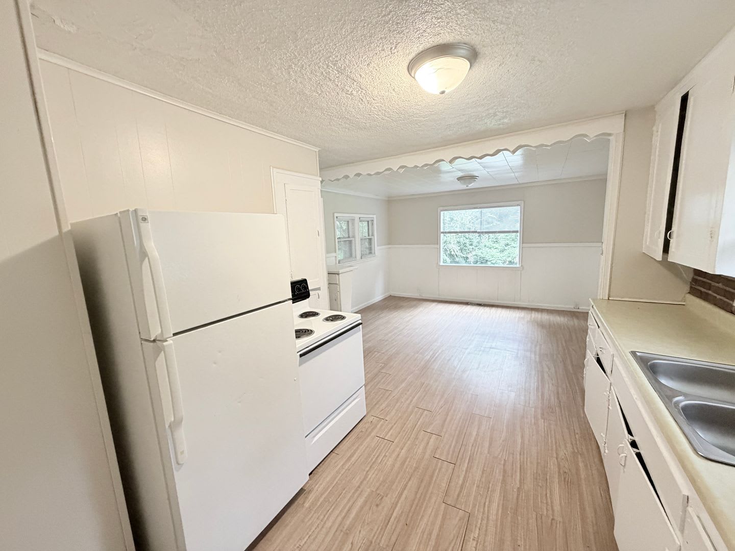 2837 N 42nd St – photo 3