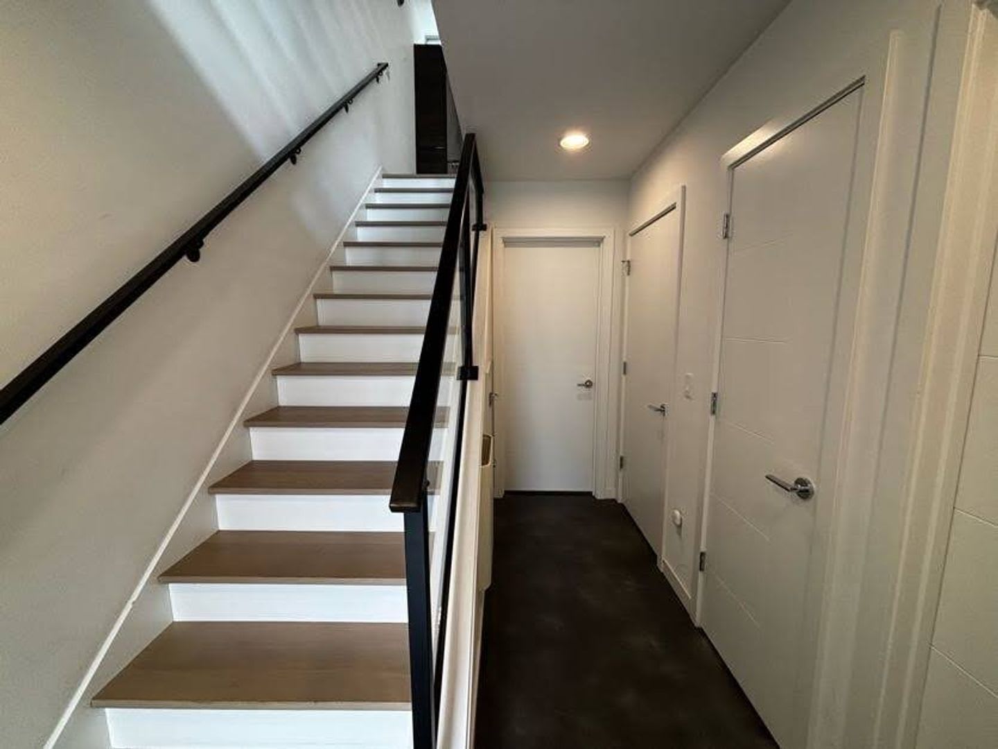 Modern Tri-Story in the heart of Capitol Hill – photo 3