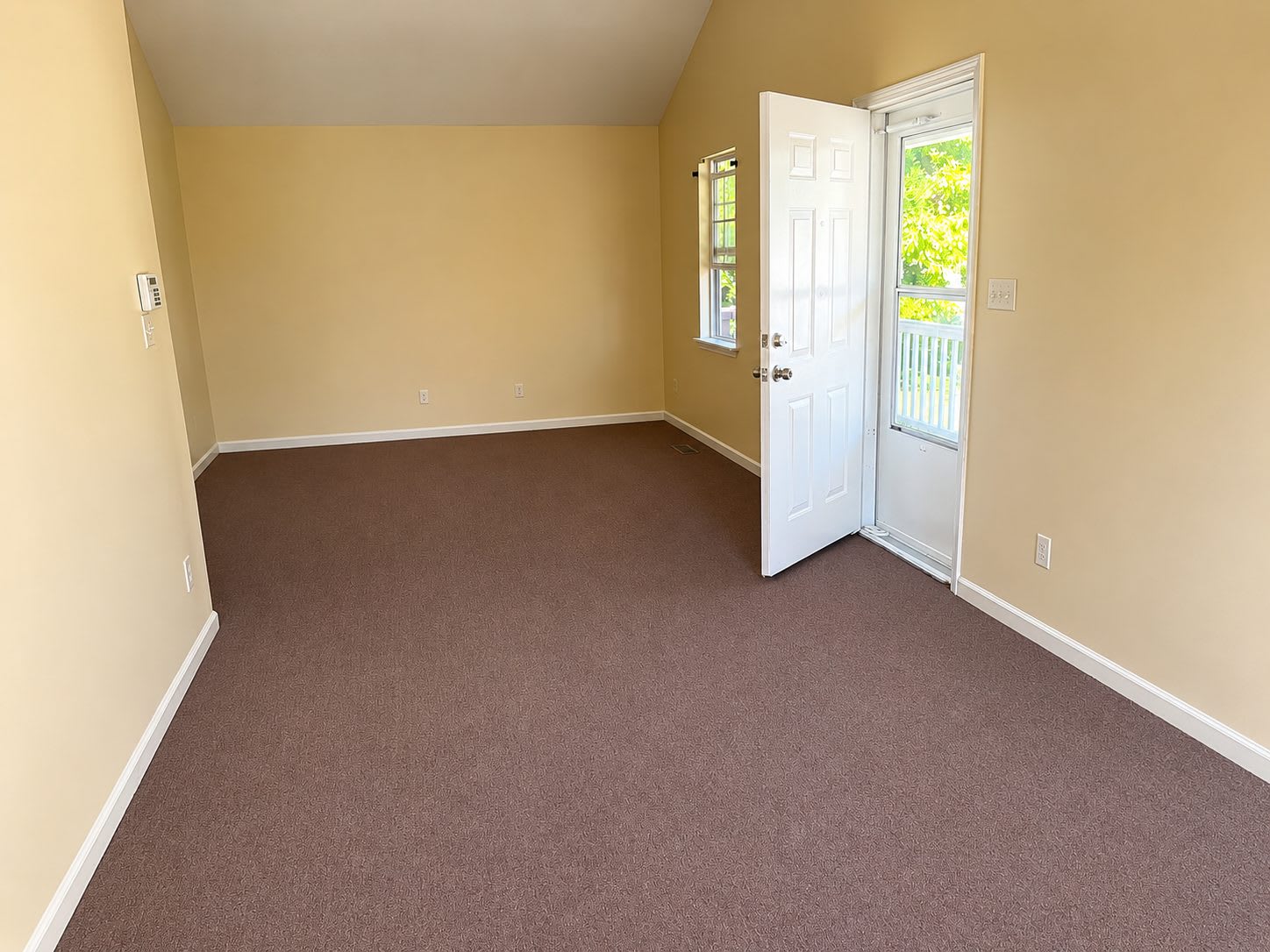 534 Hanson Street – photo 3