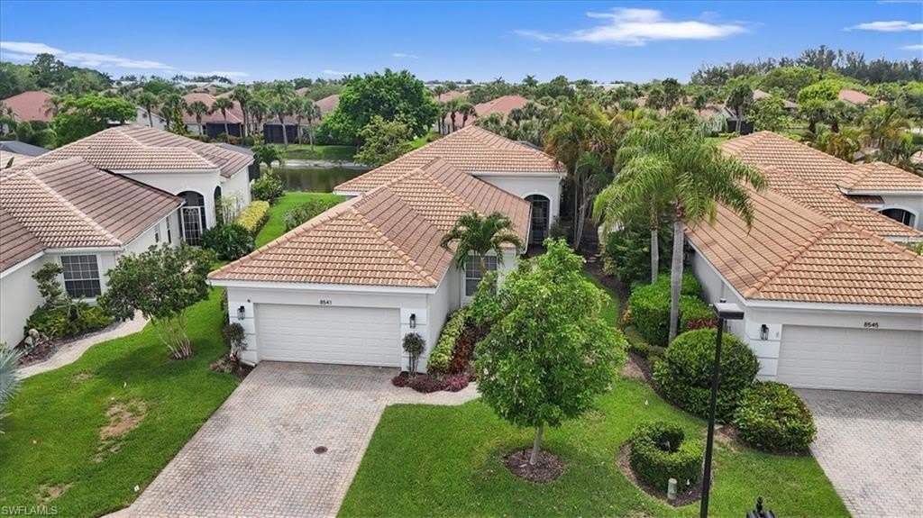 8541 Pepper Tree Way – photo 2