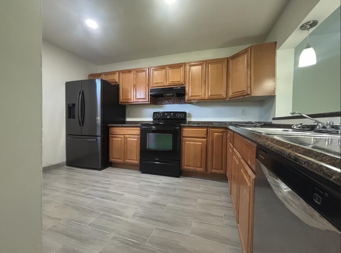 11401 NW 45th Street – photo 3