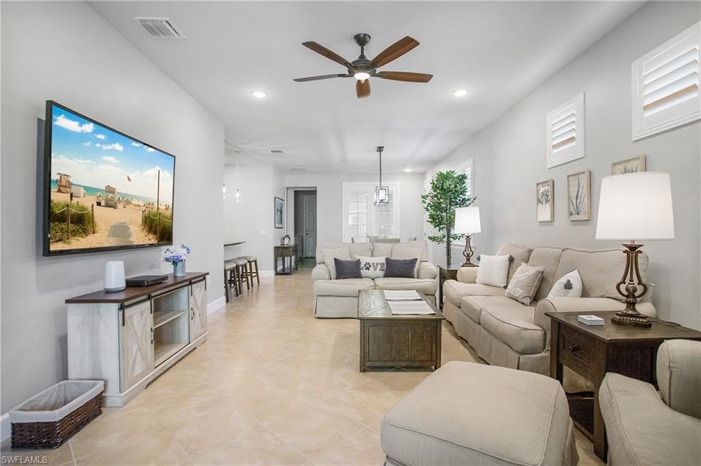 7674 Jacaranda Ln – photo 4