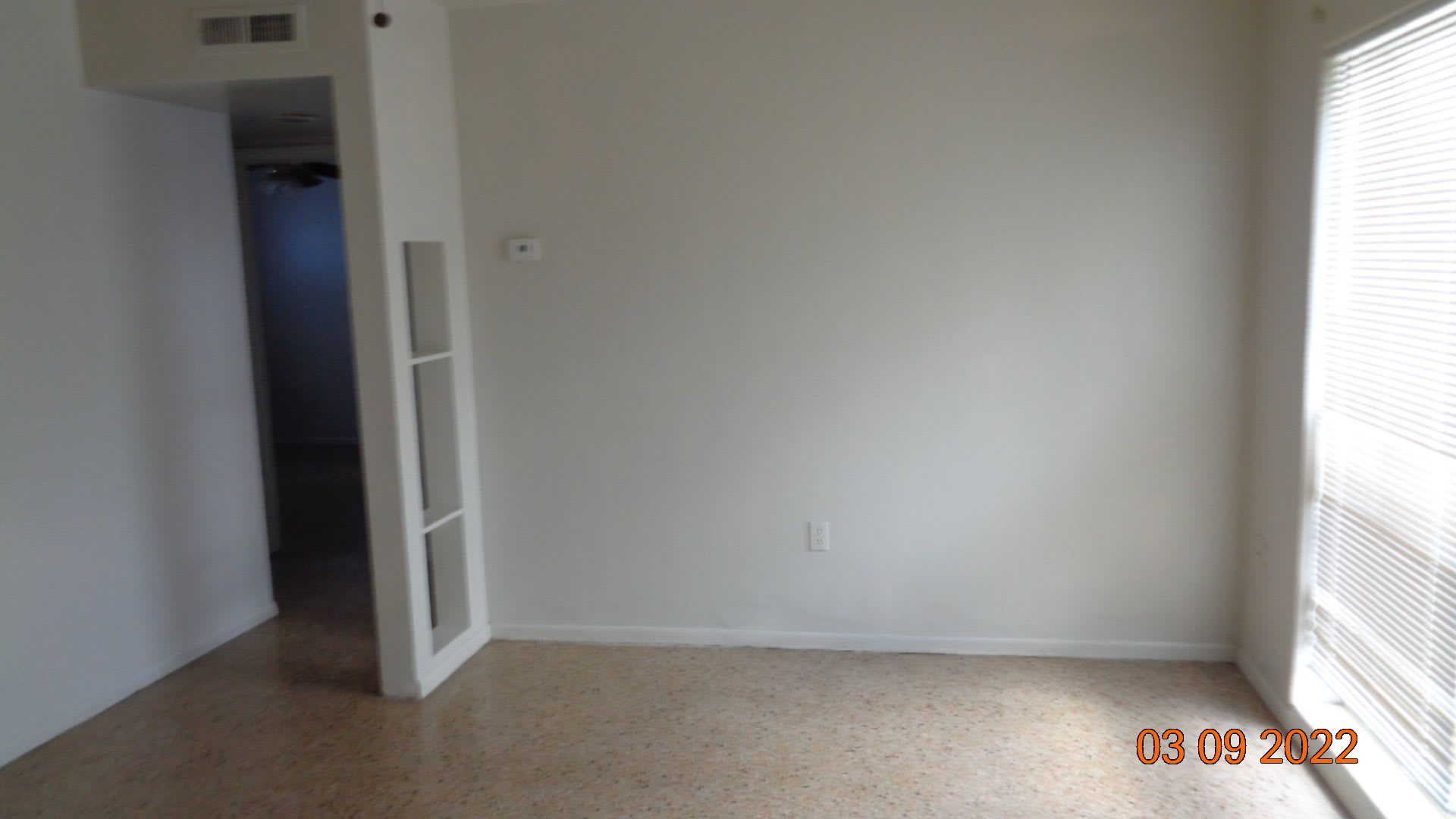 2 Bed 1 5 Bath Home With Bonus Room – photo 4