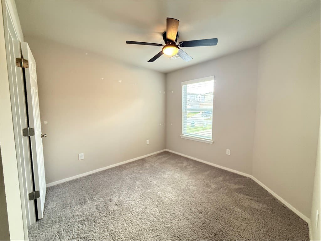 831 Fairlane Street – photo 5