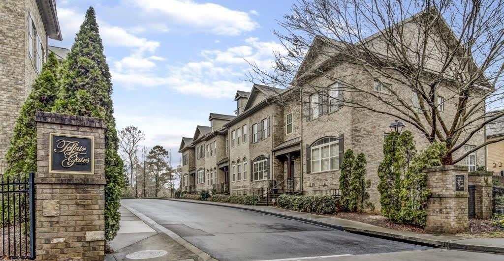 905 Telfair Close – photo 2