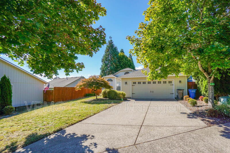 13119 NE 89th St – photo 2