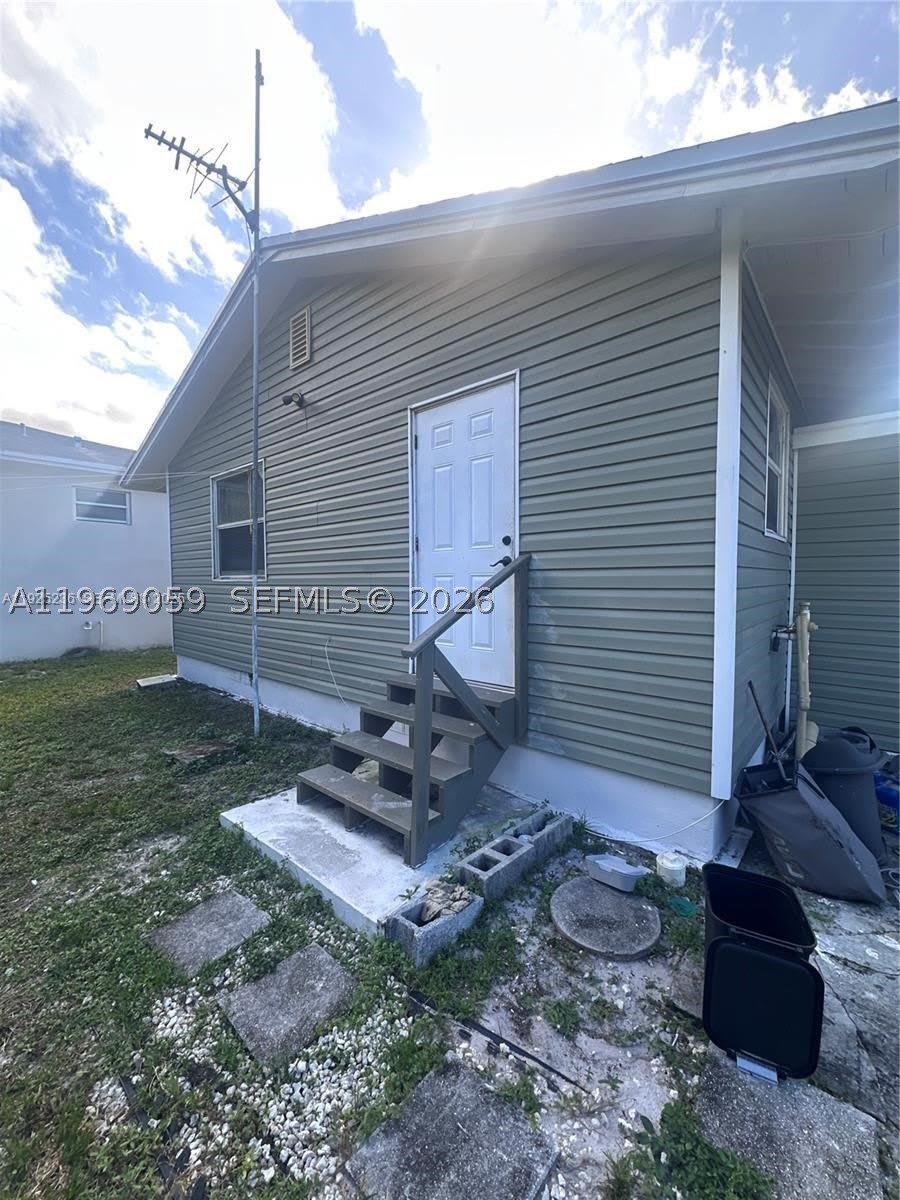 3633 SW 12th Ct – photo 2