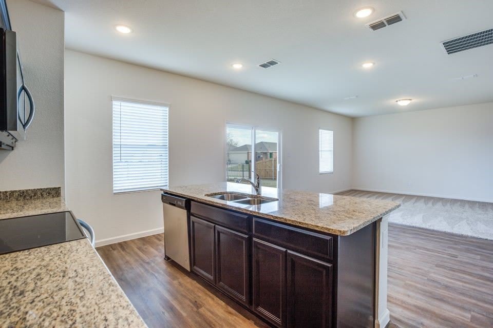 305 Briar Cove – photo 3