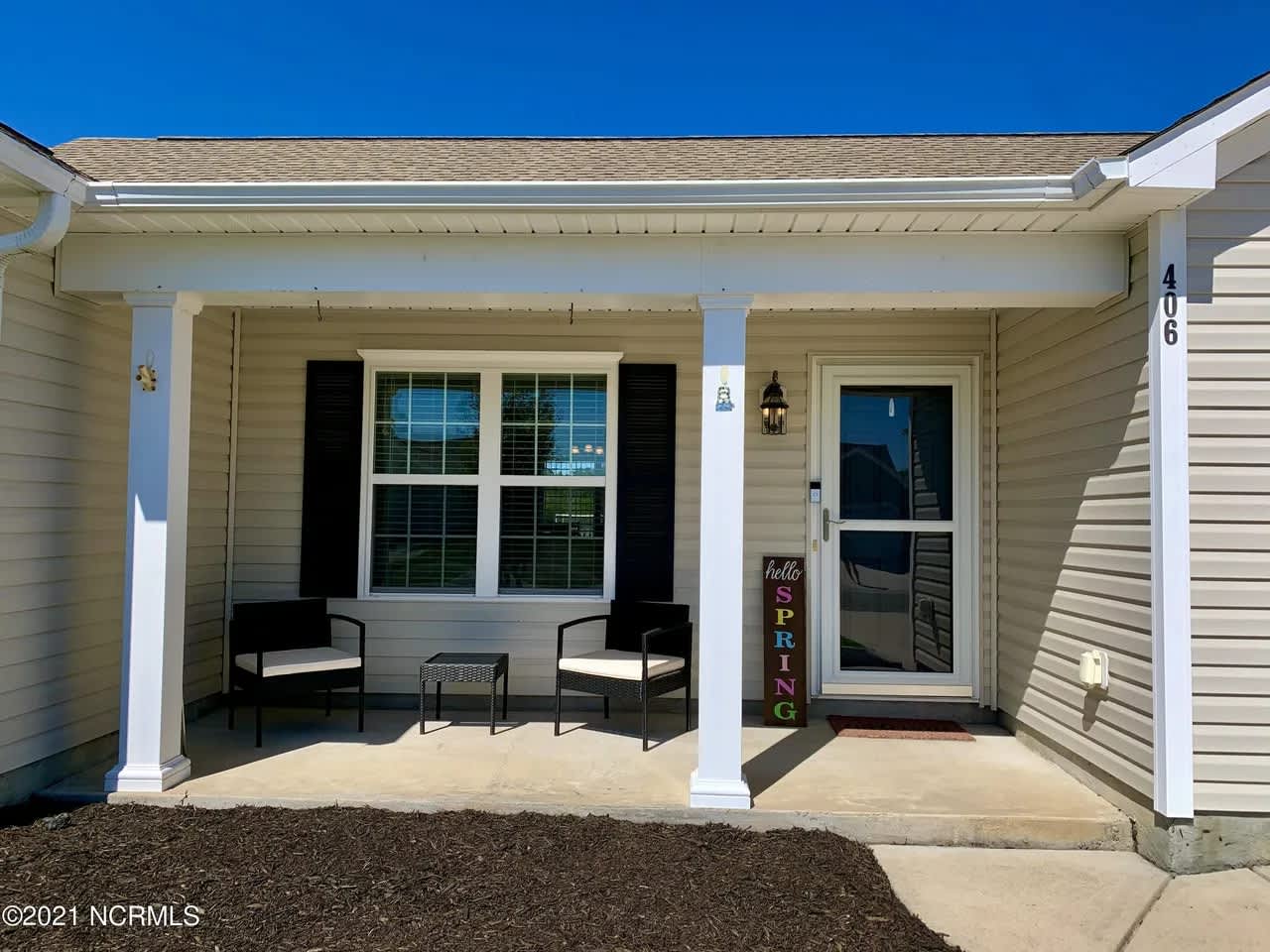 406 Amaryllis Lane – photo 3