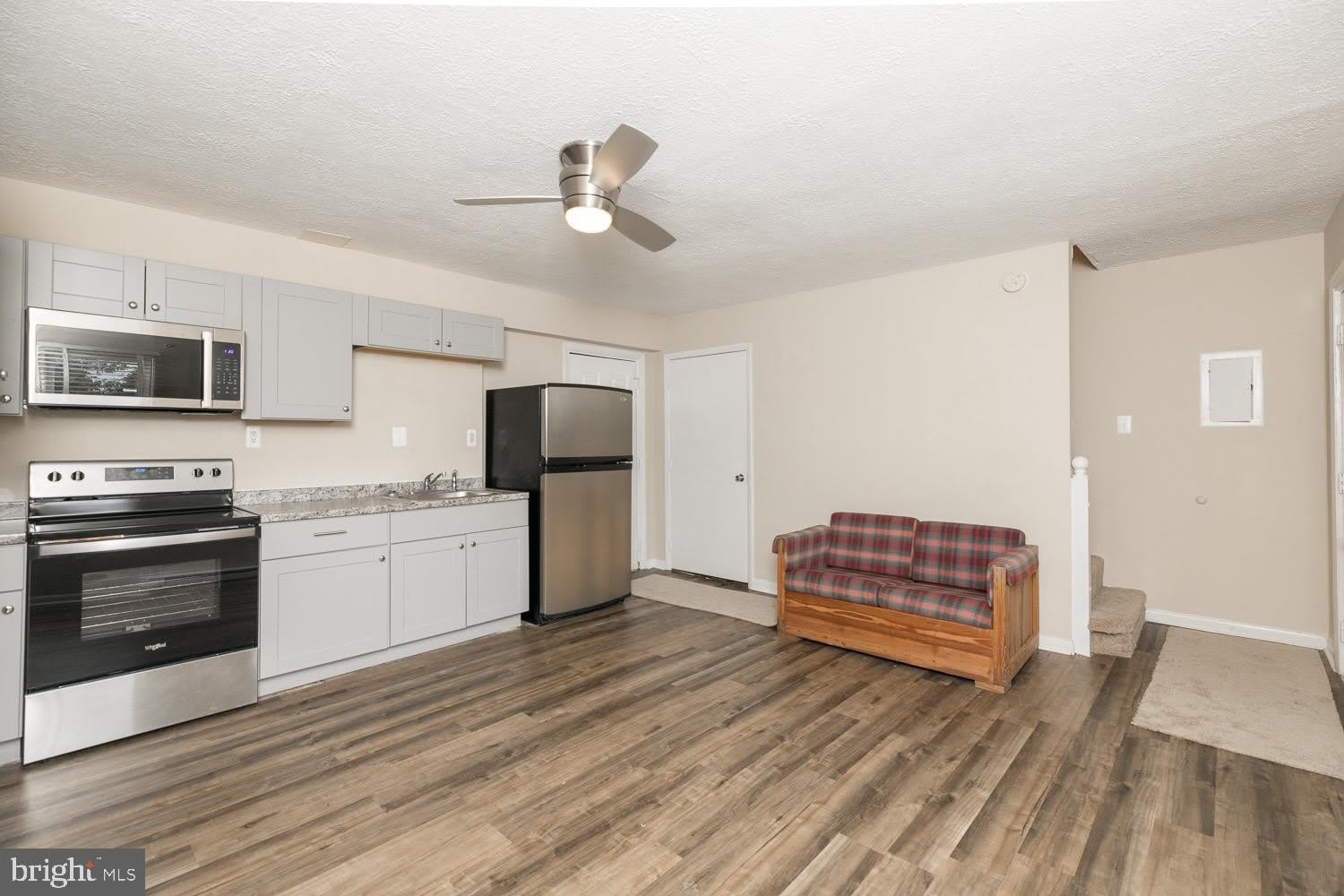 300 NATIONAL Avenue – photo 5