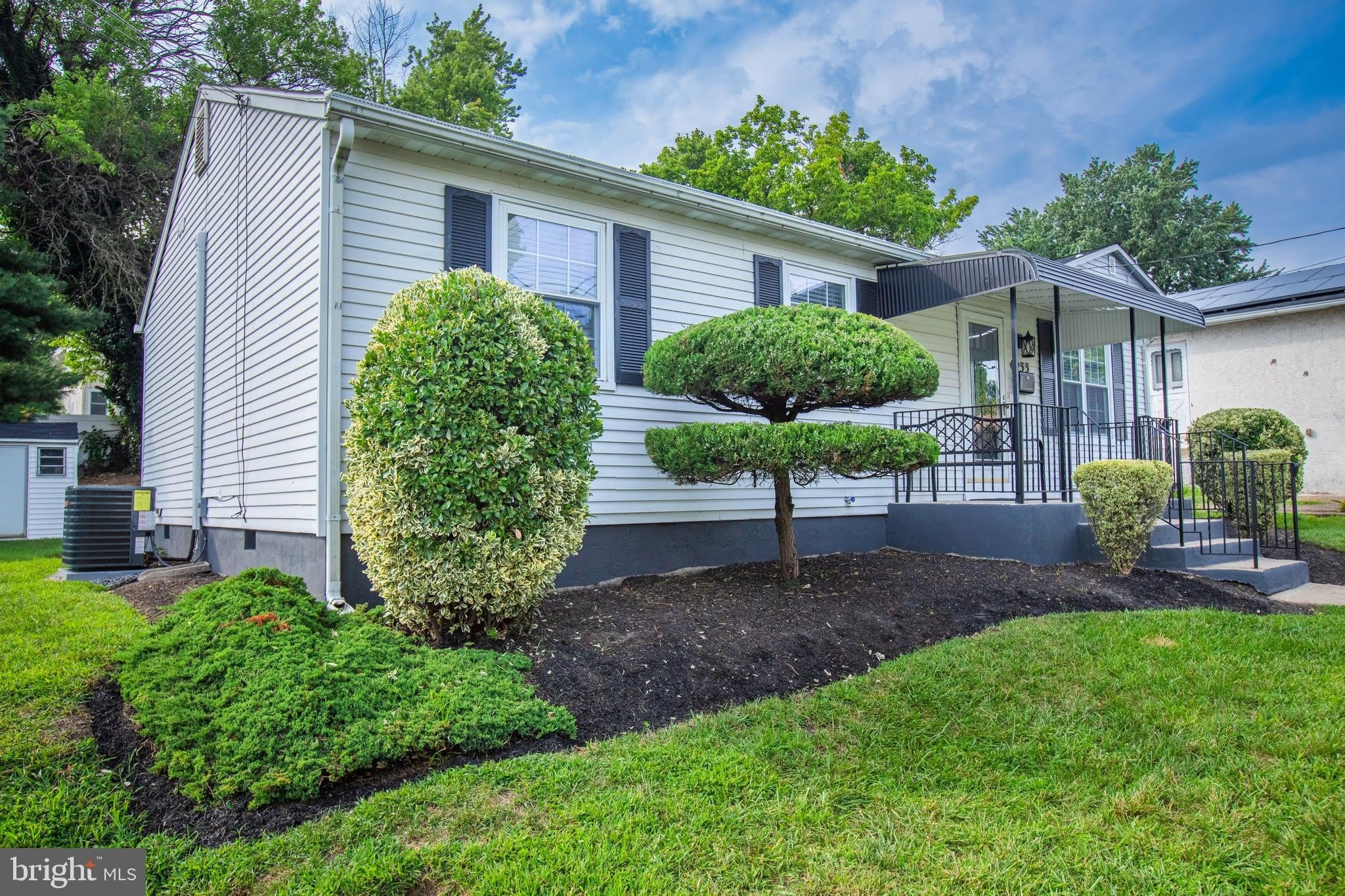 6233 MAGNOLIA Avenue – photo 4