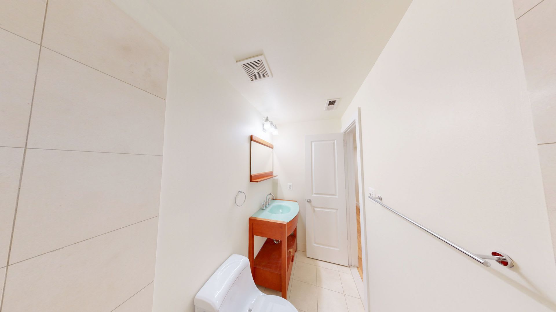 Updated 2 2 Condo In Columbia Heights – photo 5