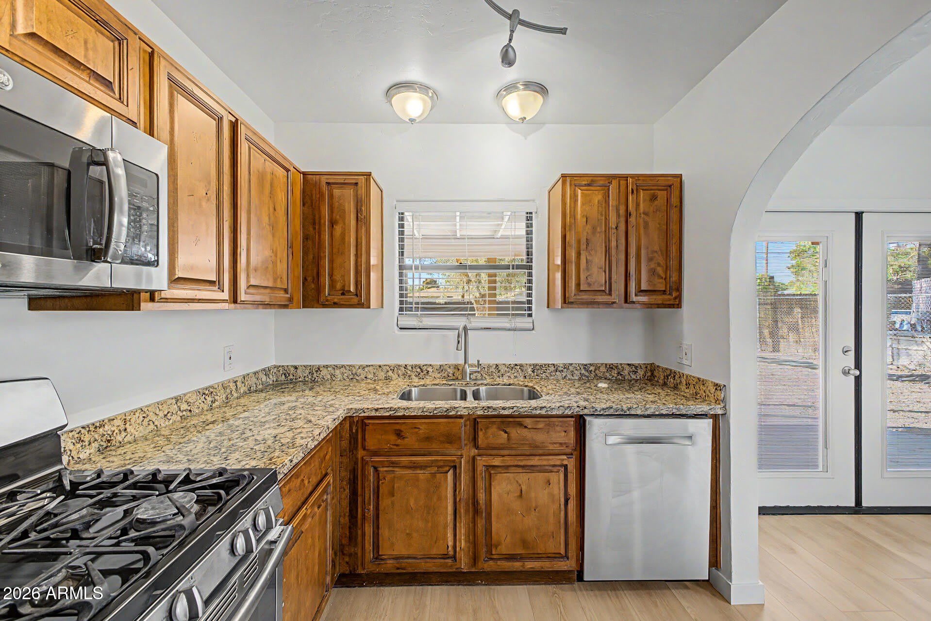 156 W Highland Avenue – photo 5