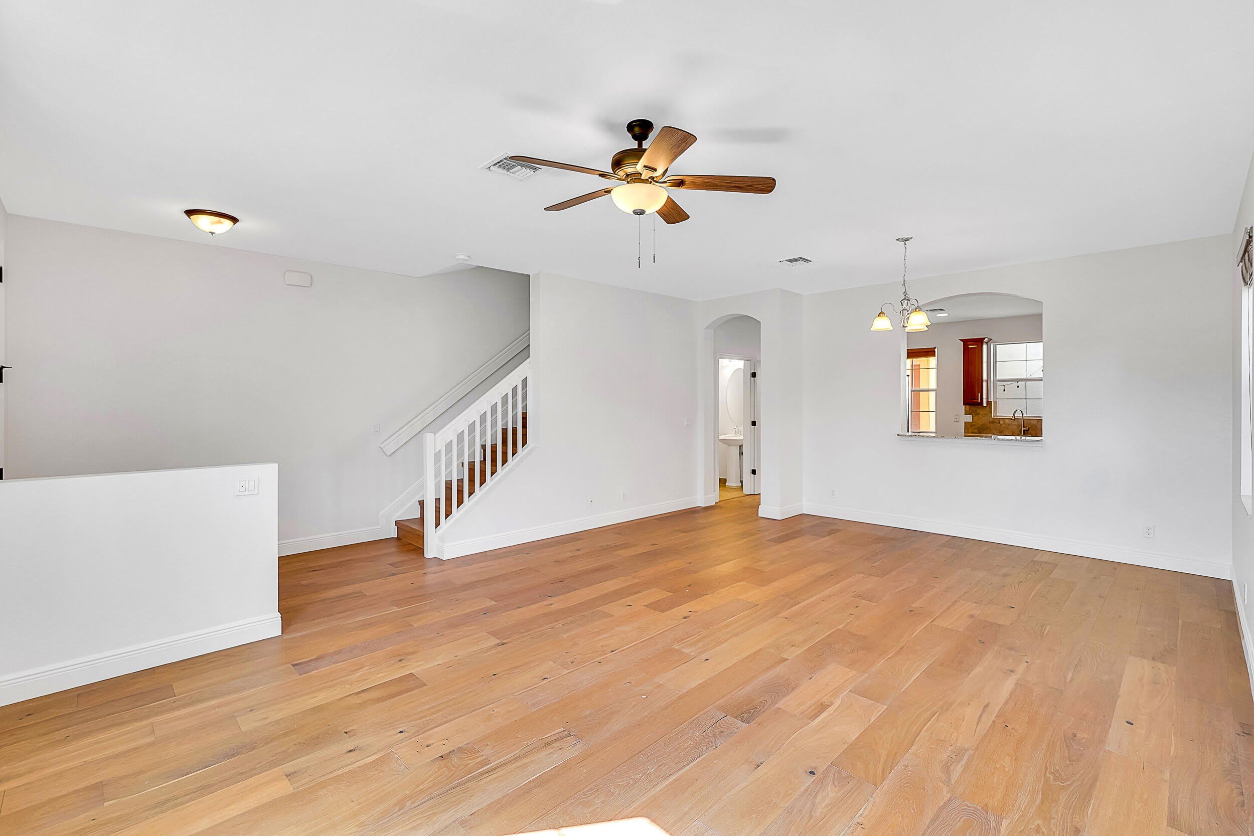 615 Dakota Drive – photo 2