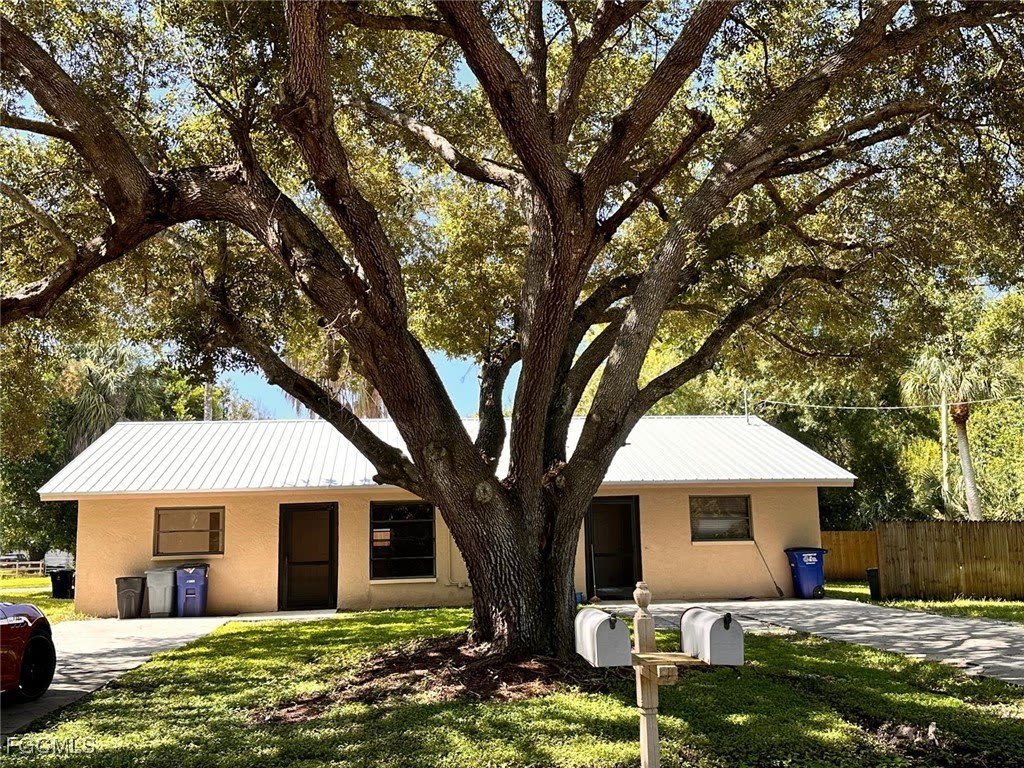 16363 Teresa Lane – photo 1