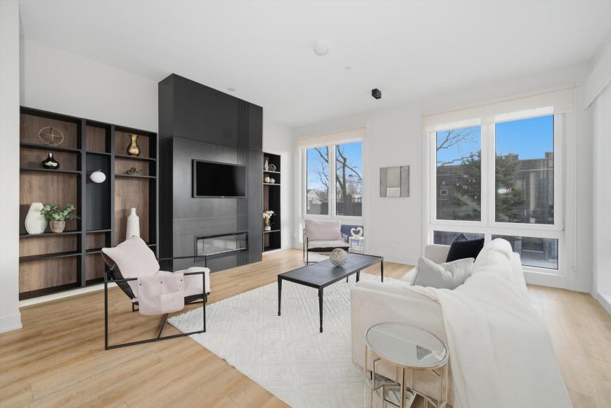 4256 West Belmont Ave. – photo 2