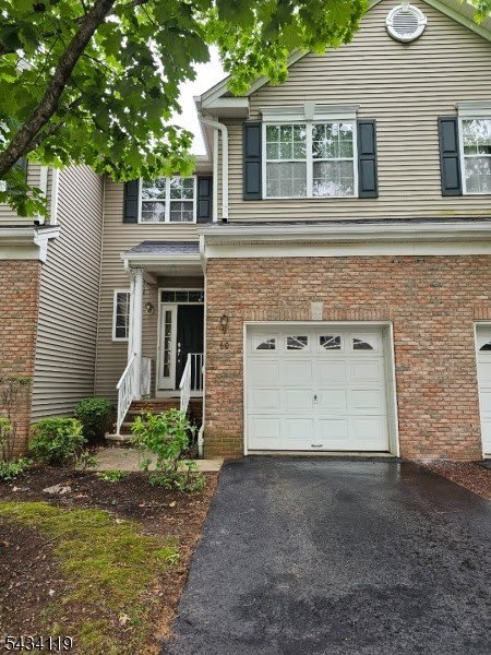 60 Jackson Ave – photo 1