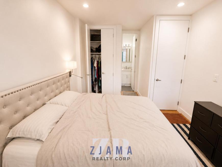 595 Eastern Parkway – photo 4