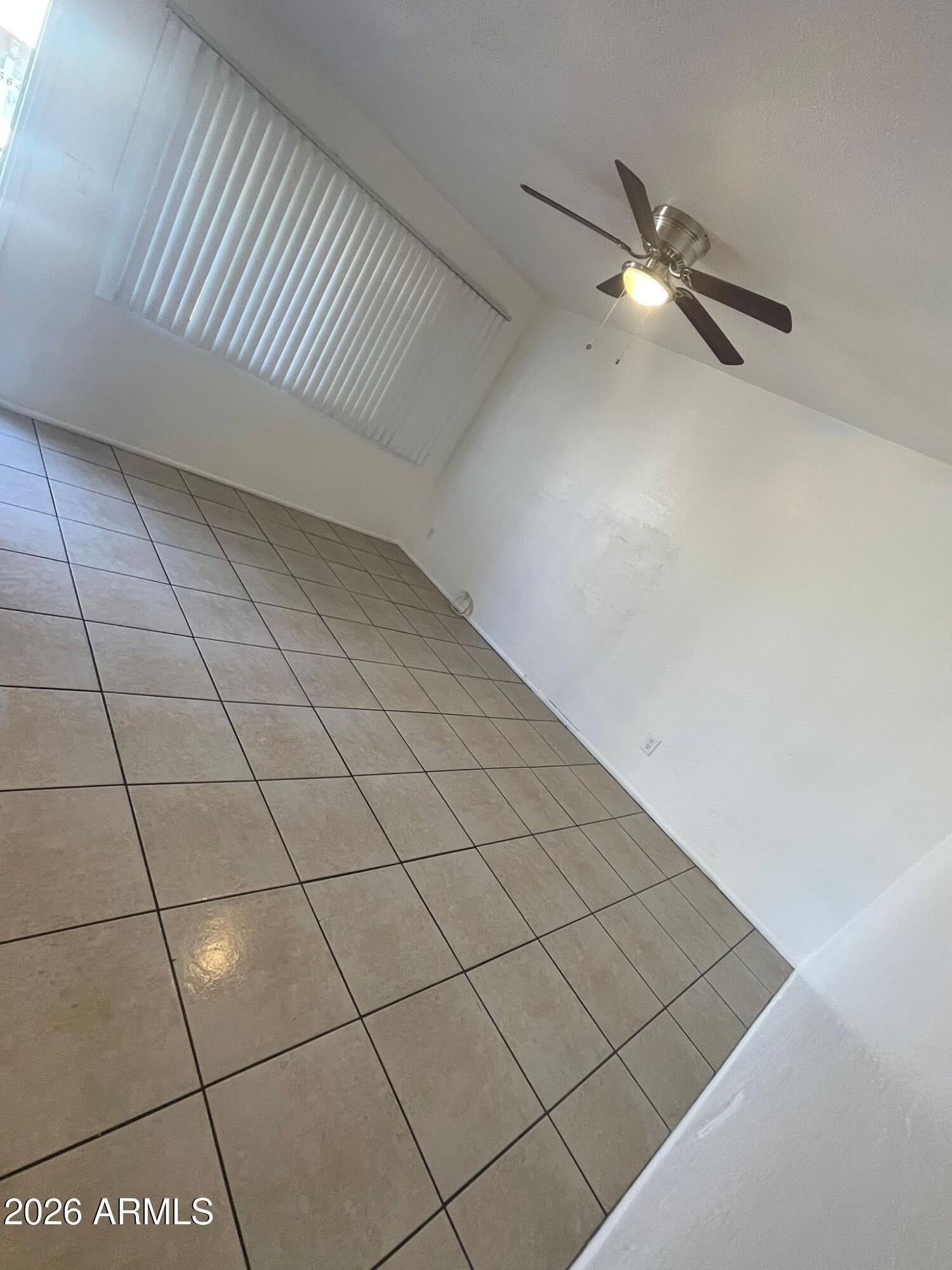 2666 N 43RD Avenue – photo 4