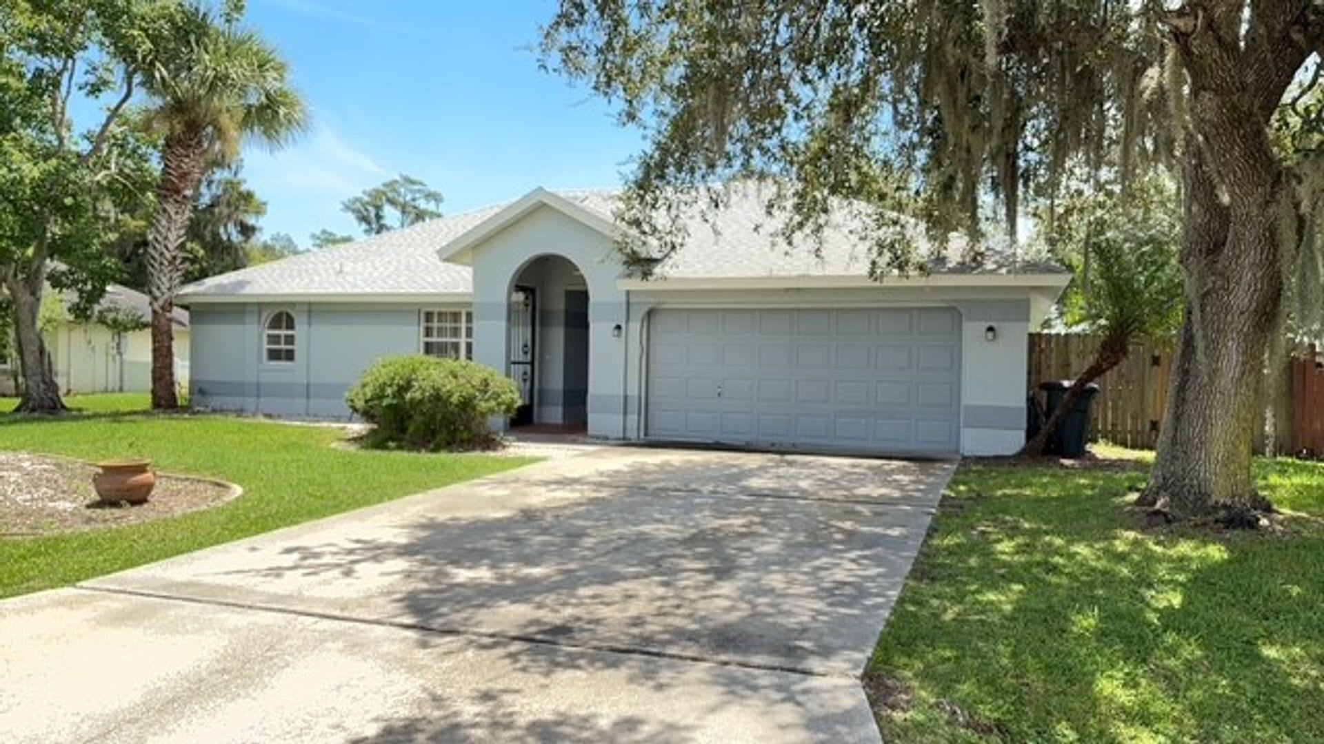 The Woodlands of Palm Coast- FURNISHED- 4 Bedroom 2 Bath- Long Term – photo 1